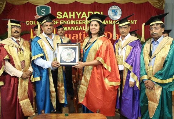 Sahyadri College of Engineering & Management - Graduation Day 2015