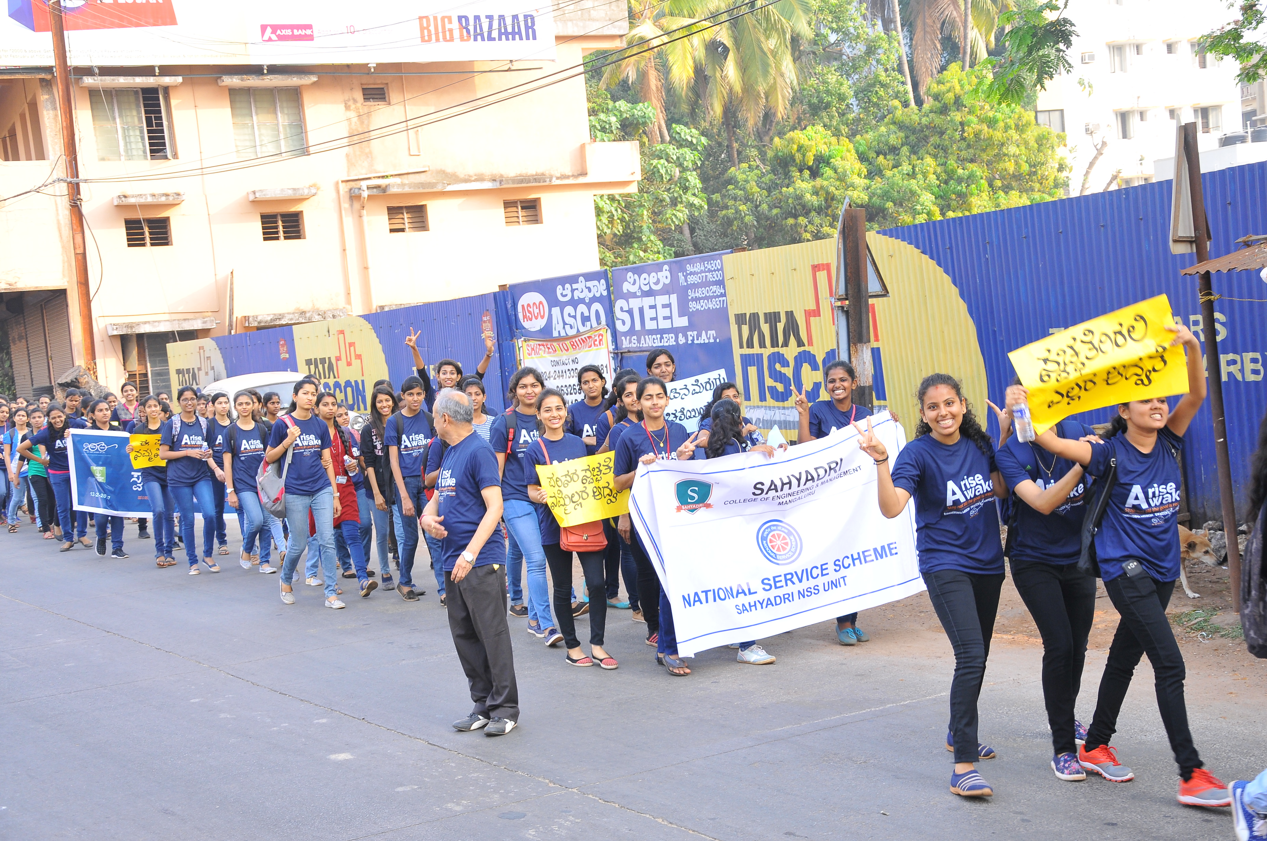 Sahyadrians participate in 200th cleanliness drive rally of Swacch Bharat Abhiyan 